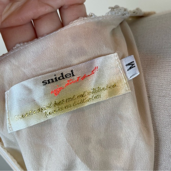 Snidel Pearl Rhinestone Cream Floral Lace Dress Women Medium - Picture 2 of 7